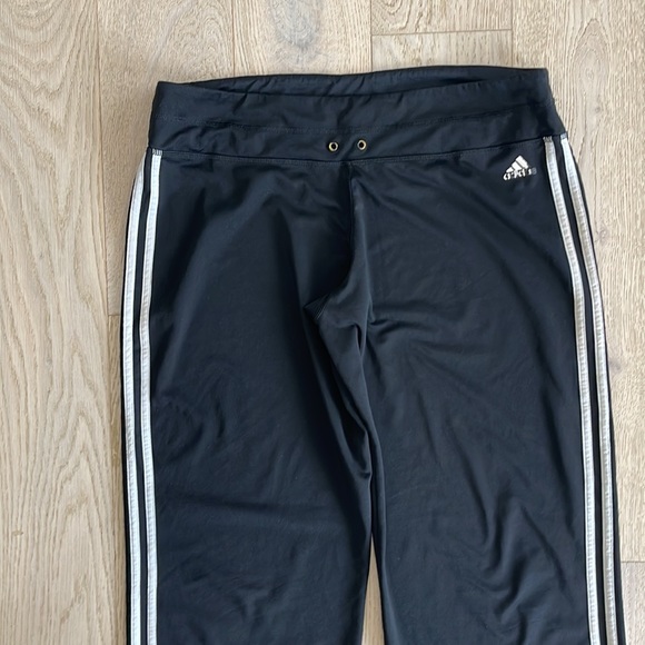 Bundle of 2 sweatpants - Picture 5 of 9